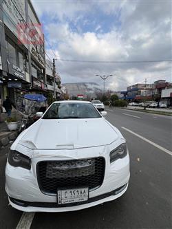 کرایسلەر 300